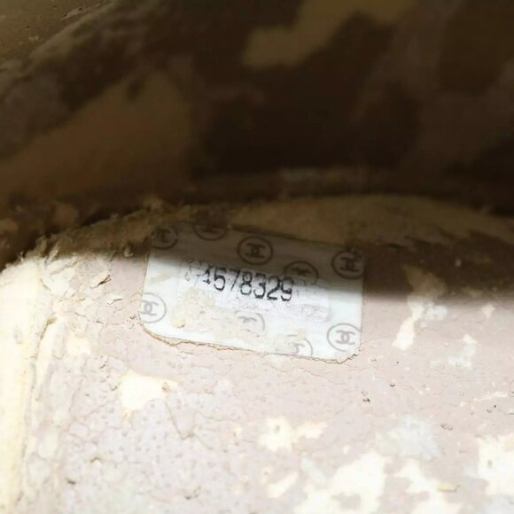 CHANEL Pouch Lamb Skin Black CC Authentic - Picture 4 of 15